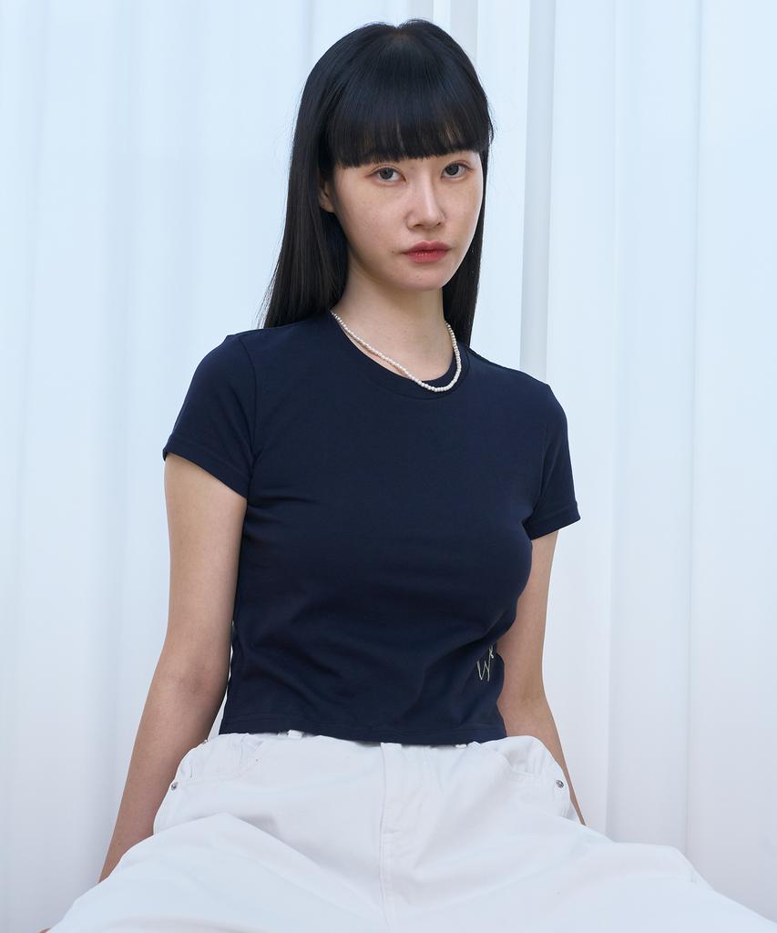 Yuseuteule Waist Embroidered Short Sleeve T-Shirt (Navy)