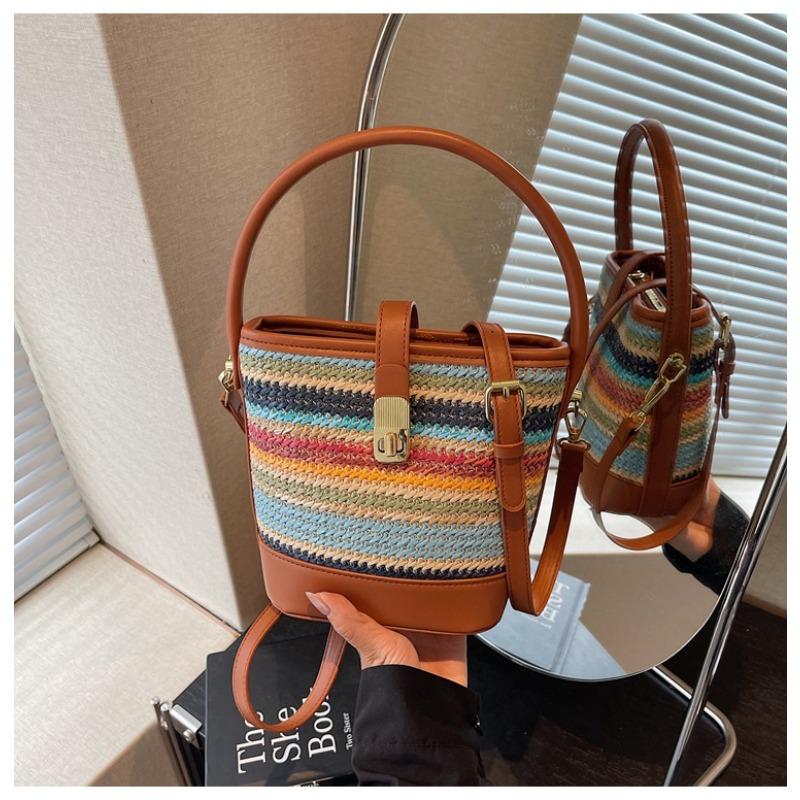 Handwoven Straw Bag Women's Summer New Fashion Niche Messenger Bucket Bag Seaside Beach Bag