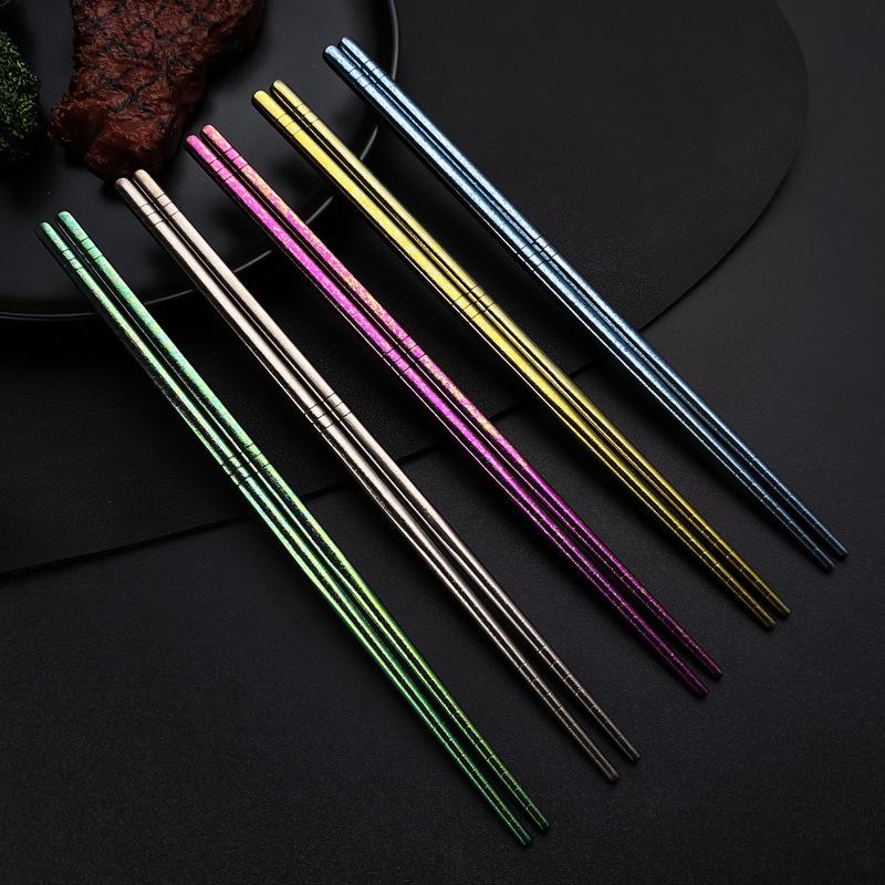 23.5cm Lightweight Pure Titanium Chopsticks Set - Portable High-end Gift Box, Ice Flower Colored, Ideal for Camping and Household Use.