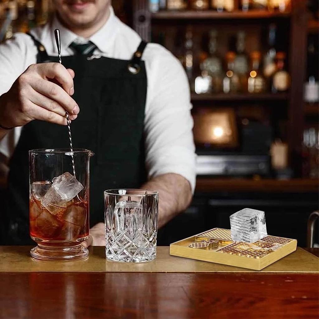 Ice Designer Tray, Craft Modern Ice Mold Cube Stamping Plate with 4 Patterns, Brass Ice Designer Ice Cube Mold Ice Stamp for Cocktails and Whiskey