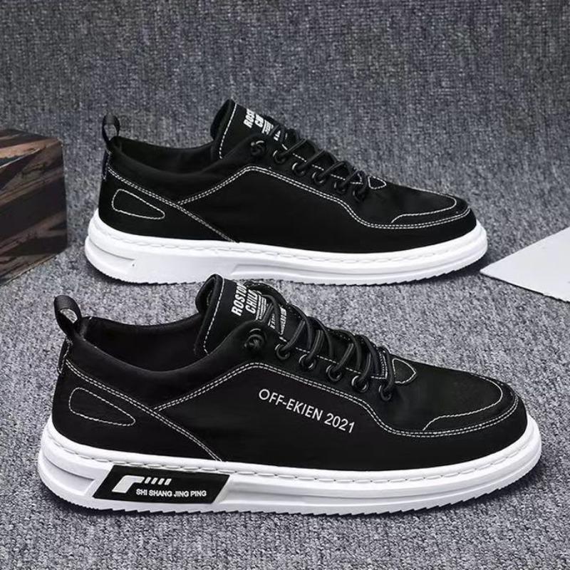 2026 new men's white shoes men's breathable casual board shoes versatile sports trendy new men's shoes