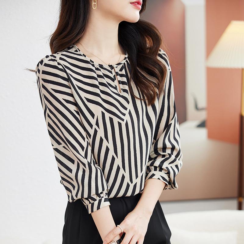 Silk shirt women's long-sleeved new spring mulberry silk top striped shirt