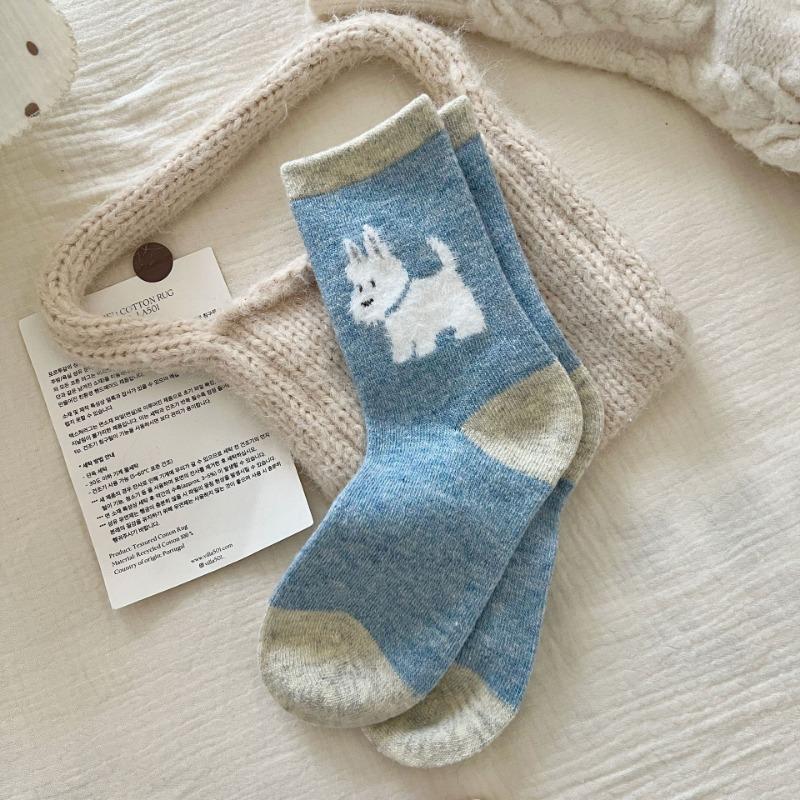 Spring and Autumn Fluffy Puppy Cartoon Mid-calf Socks, Cute Style, Flocked School Style, Color-blocked Pile Socks