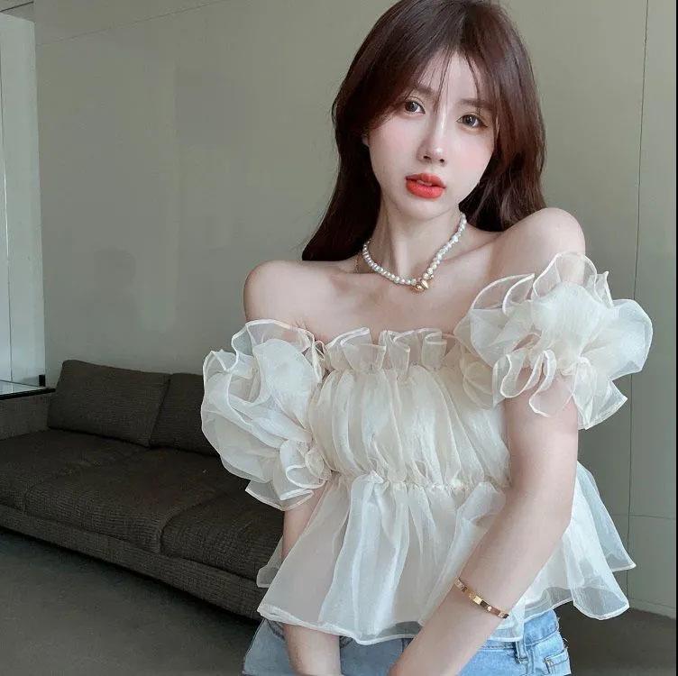 2025 Summer Women's Off-Shoulder Square Neck Puff Sleeve Top - Slim Fit Trend