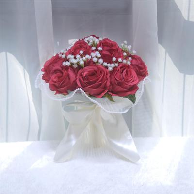 265 Simulation Handheld Rose & Baby's Breath Mesh Bouquet for Western Wedding Decor & Dress Photoshoot.