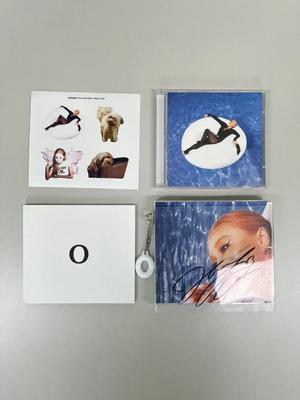 Hwasa's 2nd Mini Album CD with Autograph Used