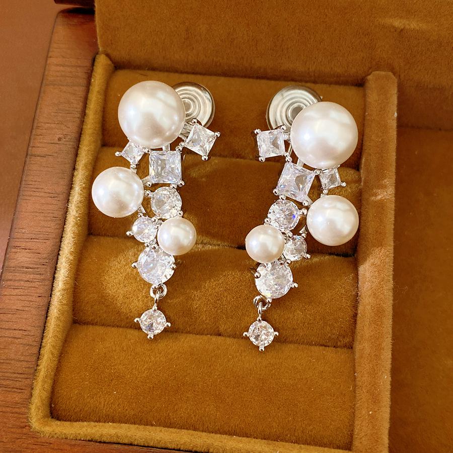 Zirconia Inlaid Geometric Pearl No-Pierce Ear Clip - Exquisite & Fashionable Light Luxury Earrings
