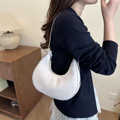 Casual Fashion Retro New Fashion Solid Color Portable Shoulder Underarm Crescent Bag