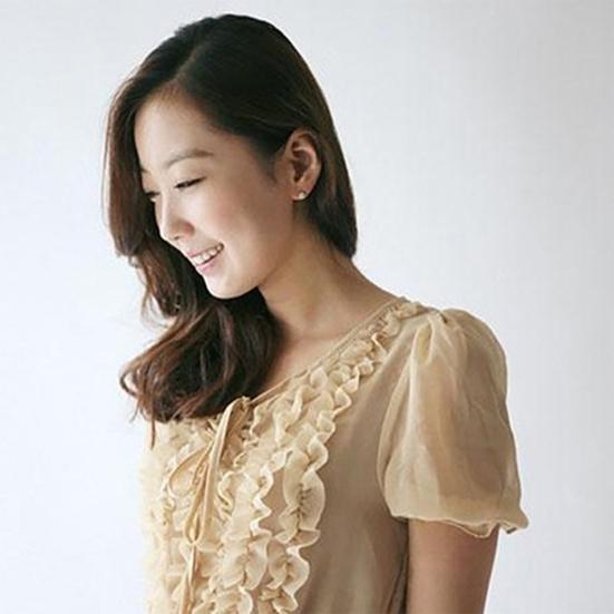 Women's Fashion Elegant Circle Crystal Rhinestone Ear Studs Earrings Jewelry