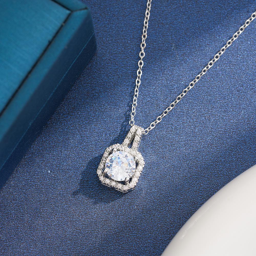 Super Shiny Colorful Square Diamond Necklace: Elegant Seven-Color Zirconia Collarbone Chain