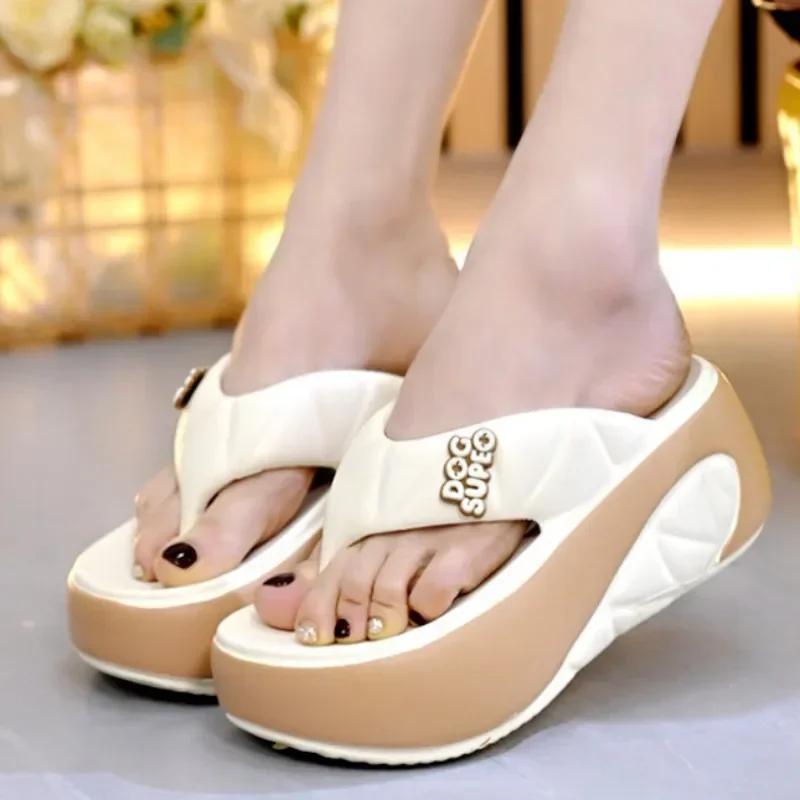 Women's Shoes 2025 Brand Pinch Toe Women's Slippers Fashion Best Seller Beach Slippers Women Summer Outdoor Platform Slippers