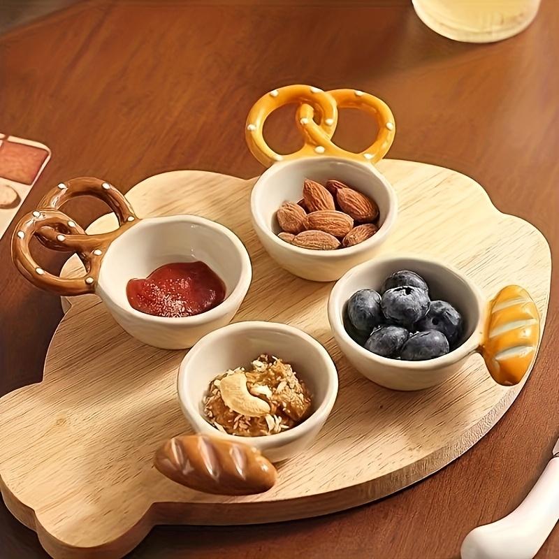 

Милые керамические миски для соуса для хлеба, Очаровательные формы пончика и кренделя с разноцветными точками, Прочная кухонная сервировочная посуда для приправ, соусов, закусок Porcelain Creative Dipping Sauce Dish [4pcs]