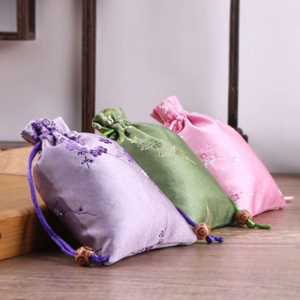 Embroidered Storage Bag Satin Jewelry Packaging Bag Retro Women Sachet  Party