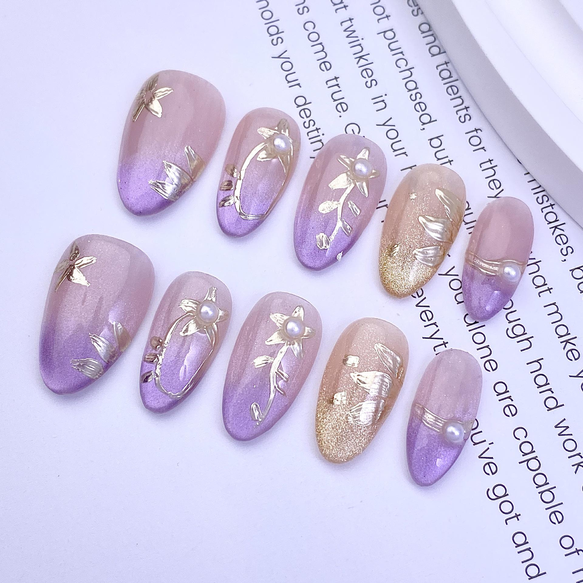 High-End Purple Hot Stamped Nail Art: Short Almond Tips for Autumn/Winter Long