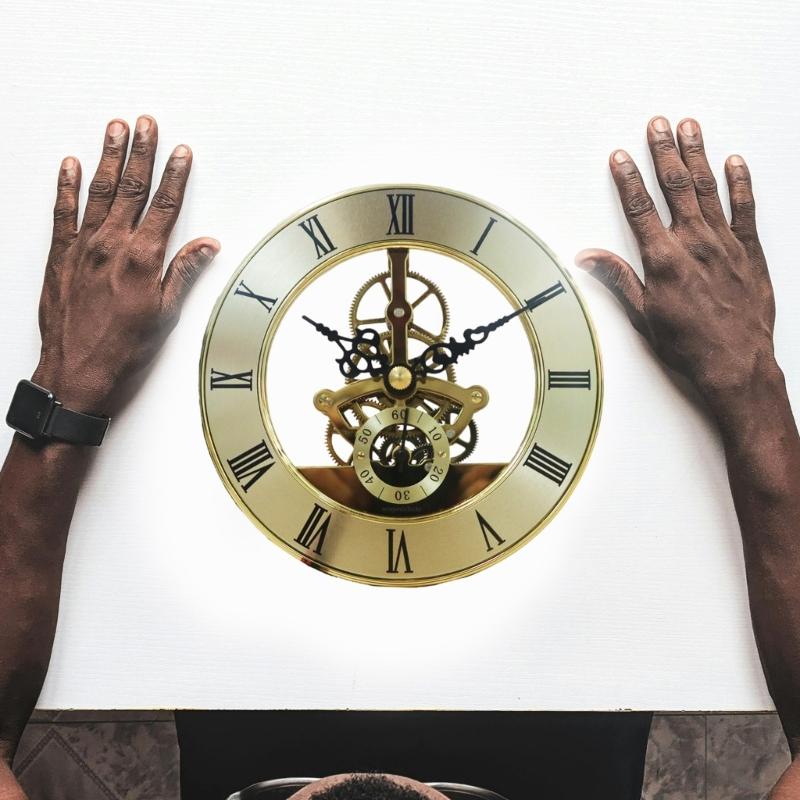 Elegant Metal Clock Head Insert with Roman Numerals 126mm Diameter Quiet Movement Quartzs Clock Face for Home Decors