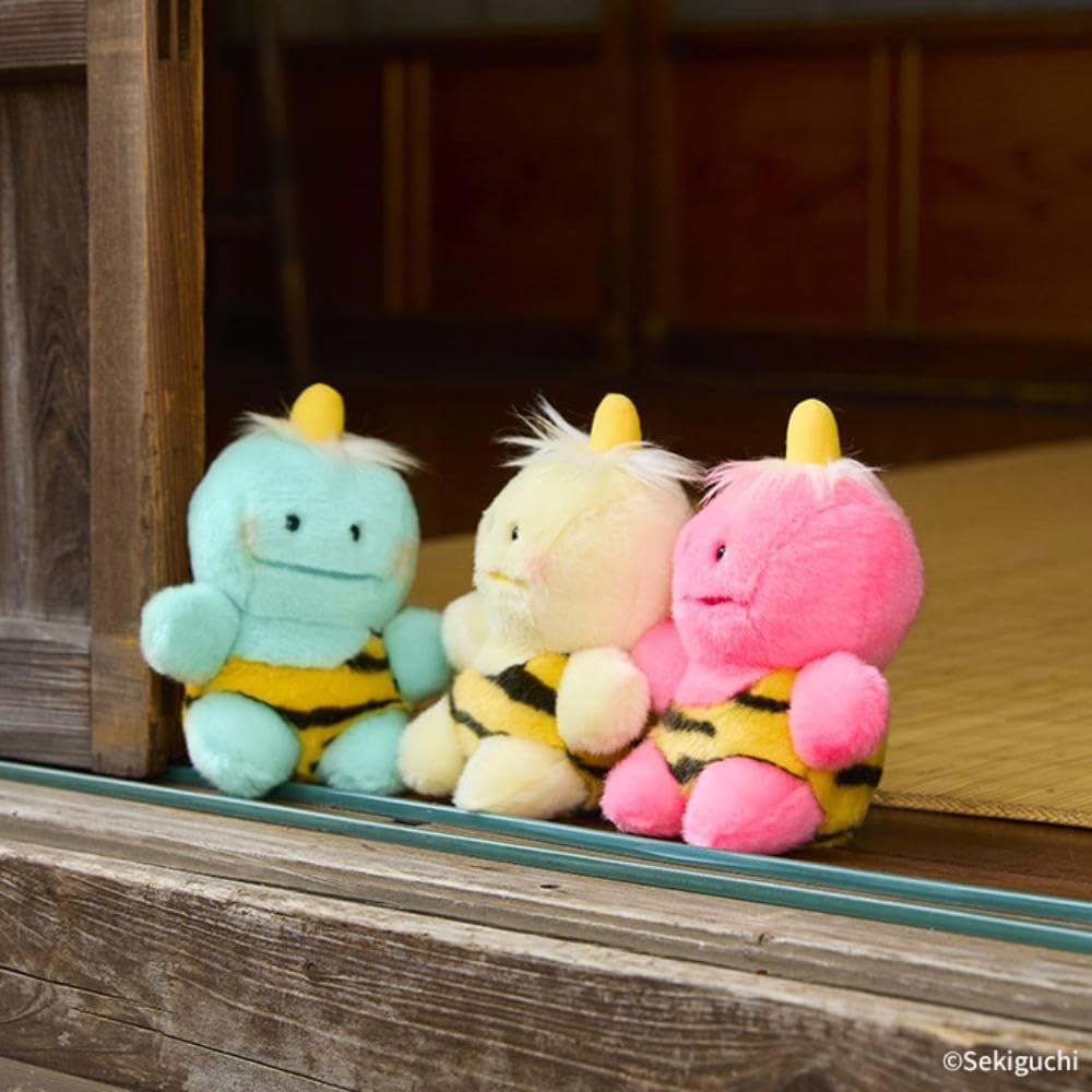 Sekiguchi Pikapon Plush Toy, Small, Yellow, Size: Approx. H16.5 X W12 X D9cm, Product Code: 812660
