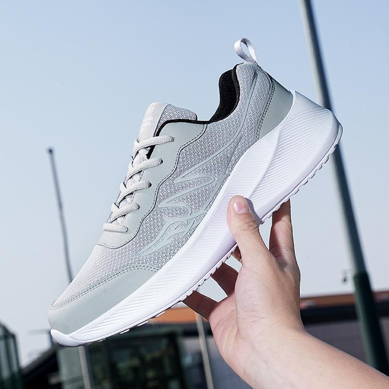 Men's shoes new large size breathable non-slip casual shoes versatile fashion sports mesh dad shoes running shoes