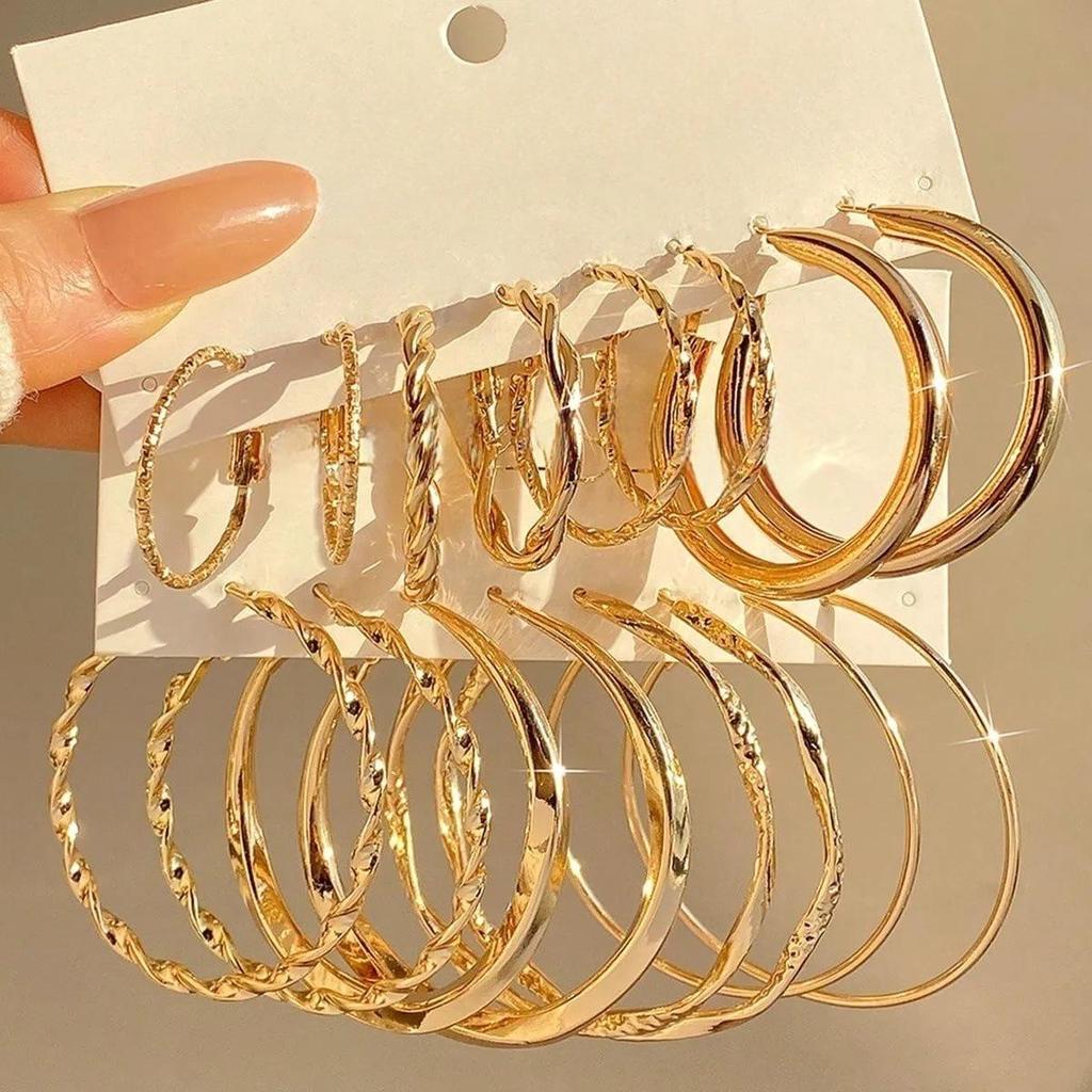 Minimalist Floral Pattern Large Round Hoop Earrings for Women – Exaggerated Style with High-End Feel