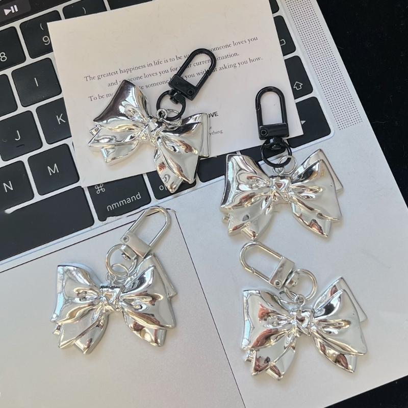 Metal Bowknot Charm Keychains Sweet Cool Pendant Hanging Ornament Keyring Backpack Decoration Jewelry for Women Girls