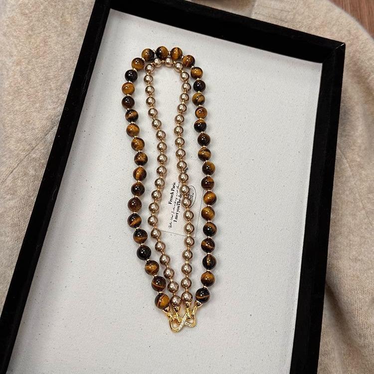 

Micro-Inlaid 8-Character Buckle Can Be Split, Autumn And Winter Merad, Tiger S Eye Stone, Gold-Brown Shijia Pearl Double-Layer Necklace, Sweater Chain