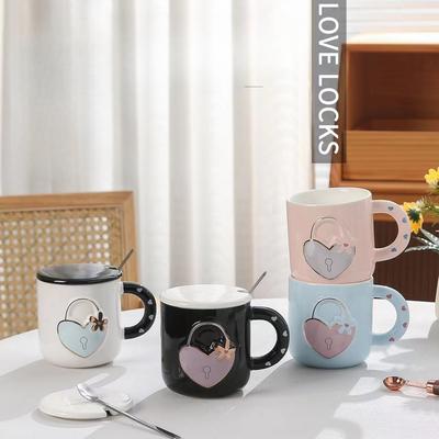 Kreativní hrnek se zámkem lásky Ins Vysoce hodnotný keramický hrnek Suvenýr Roztomilý Domácí Párový hrnek na vodu Hrnek na kávu
