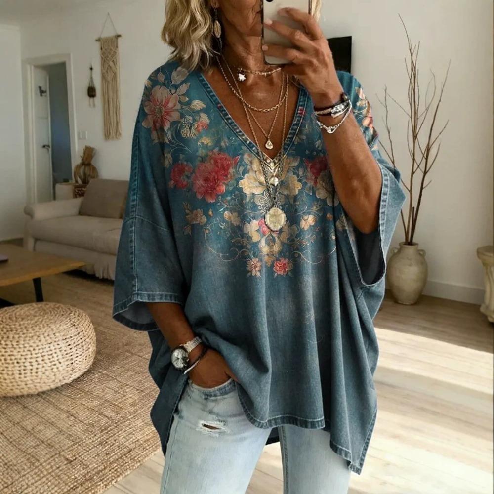 Women's plus size V-neck top, elegant and comfortable simple floral pattern print plus size women's V-neck T-shirt