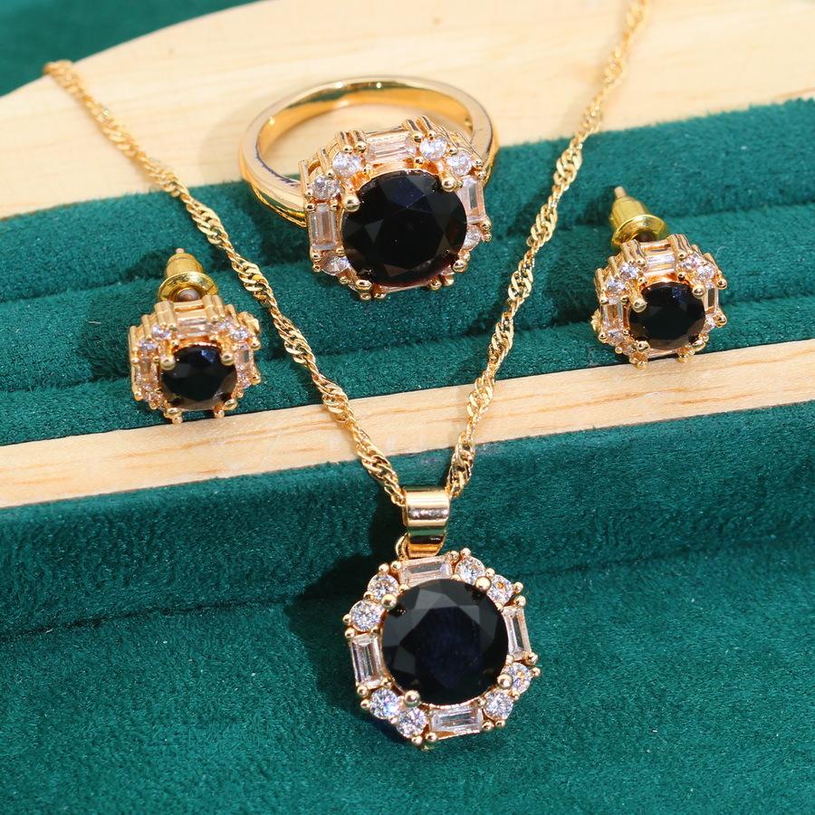 

Классический новый комплект ювелирных изделий Атмосфера Полный бриллиантов Женский комплект ювелирных изделий Серьги Кольцо Золотые ювелирные изделия 10 yards