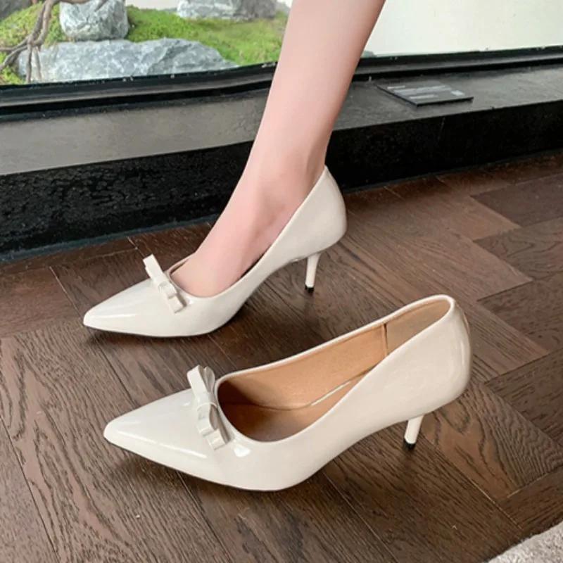 Jaro nový dámský módní lodička se špičatou špičkou, s mělkým výstřihem, s motýlkovou mašlí, nazouvací, voděodolná, protiskluzová, vysoké podpatky