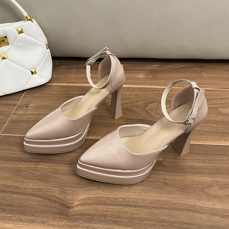 

In the summer of 2025, the new pointed bag head hollow one-word buckle fashion style women s casual high-heeled sandals 39 телесный