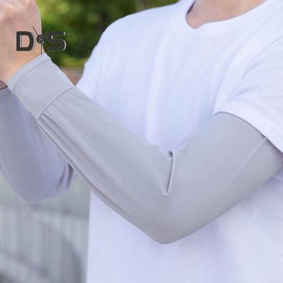 Cooling Arm Sleeves for Men Women UV Sun Protection Sports Compression Arm Cover for Cycling Driving Outdoor Activities