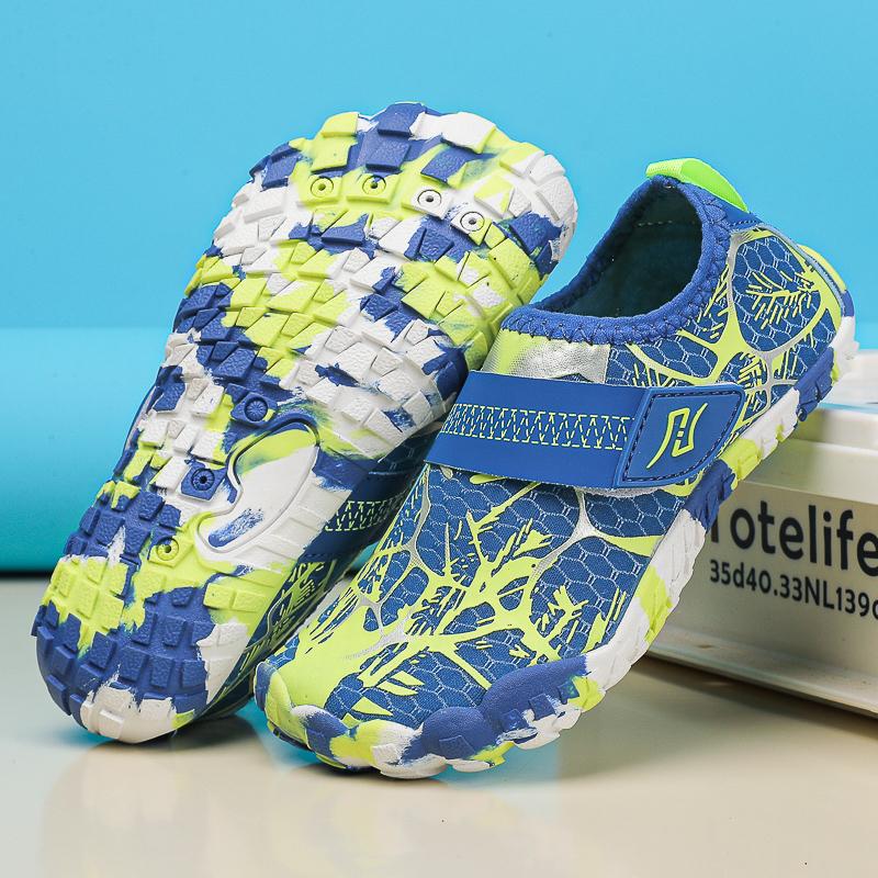 Child Wading Sneakers Sea Water Sports Shoes Light Aqua Shoes Kids Barefoot Wading Shoes Quick Dry Swimming Trainers