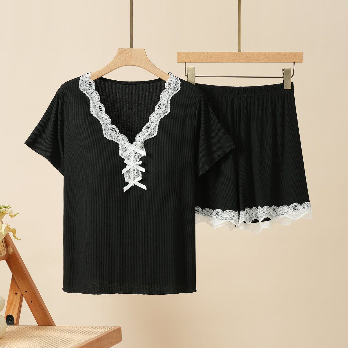 

Women Suits Sets Lace-Trimmed Padded Nightgown Set with Short-Sleeve Top and Long Pants for Women Pants Two-piece Oversize 2PC Suit XXL