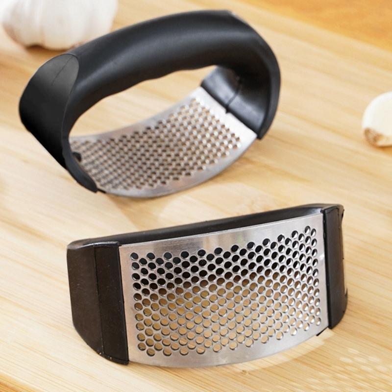 1PC Stainless Steel Garlic Press Manual Garlic Press Device Kitchen Press Squeezer Ginger Garlic Tools Kitchen Accessories