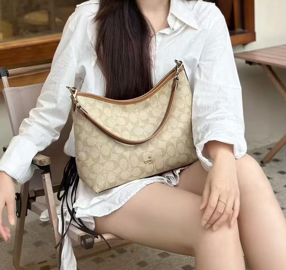 Coach Laurel Hobo Bag: Versatile, Large-Capacity Shoulder, Crossbody, and Handbag for Women.
