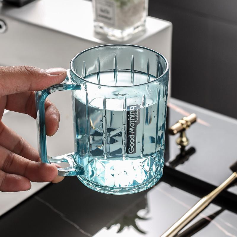 Highly Attractive Couple's Children's and Student Mouthwash Cup with Handle