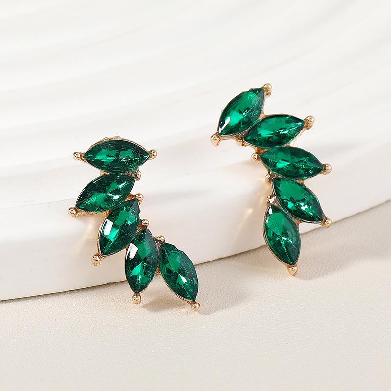 Trendy Rhinestone Wing Earrings: Stylish Crystal Flower Design
