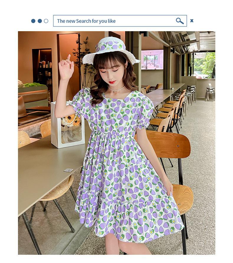 Strandkleid im Western-Stil mit Blumenmuster für Mädchen – Sommer-Erdbeerprinzessin-Design