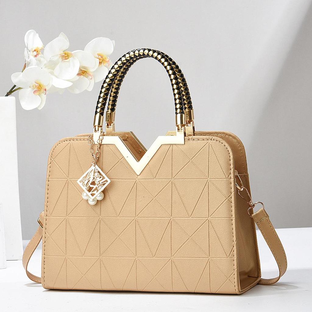 Kvinners en-skulder veske Temperament koreansk versjon Mote Wild Shell Bag Perle dekorasjon kan være Crossbody Ring veske