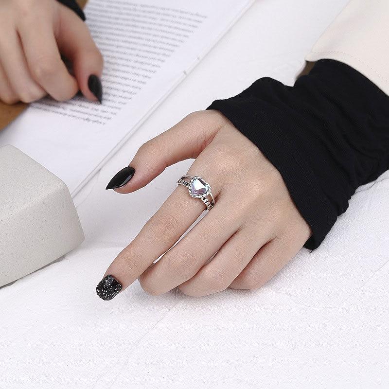 Silver S925 Stylish Heart Moonstone Ring With Woven Design Perfect For Giving Gift