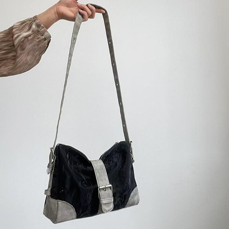 High-end small square bag women's 2025 autumn new niche versatile fashion chain messenger bag single shoulder underarm bag women