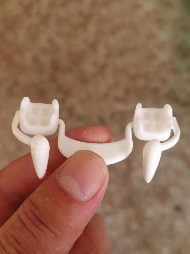 Vampire Teeth Dentures Fangs Classic PP Halloween Party Cosplay Prop Halloween Costume Party Favors