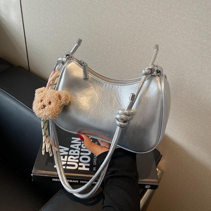 High-end Niche Bag Women's Autumn and Winter New Retro Shoulder Messenger Bag Casual Commuter Dumpling Bag