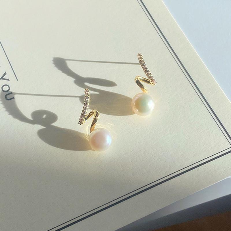 1 Paar Klassische Perlen-Hängeohrringe Damen Elegant Exquisit Unregelmäßiges Design Ungewöhnlicher Ohrring Hochzeits Schmuck Party Geschenke