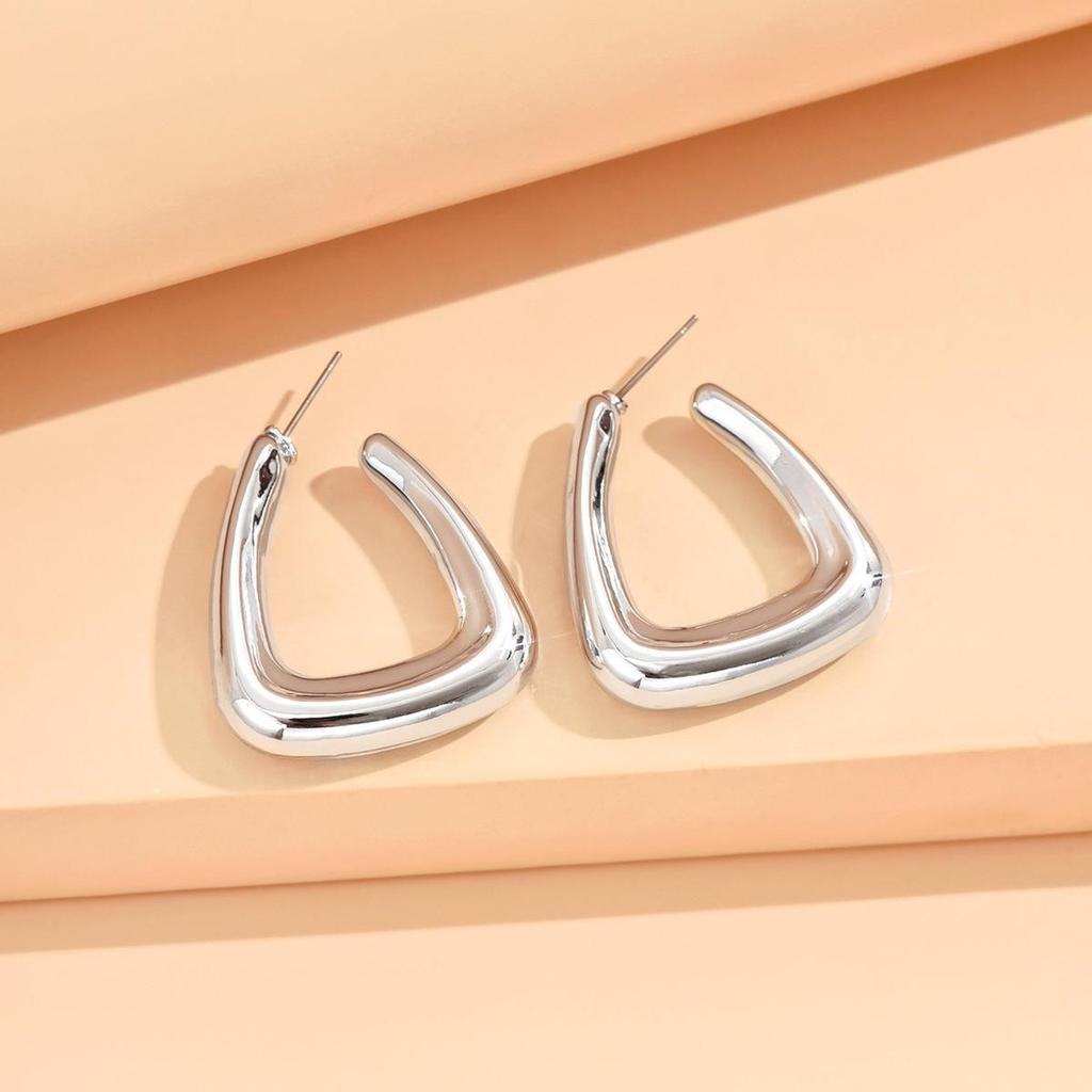 Exquisite High-End Metal Hoop and Stud Earrings with Niche Design