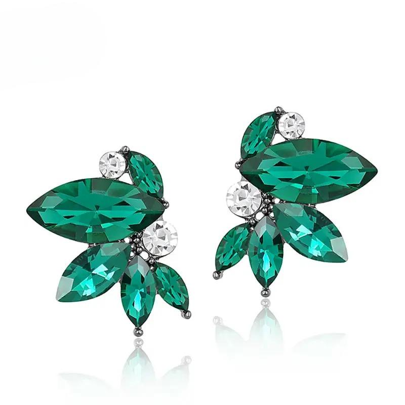 

Women s Wing Shaped Fashionable Earrings, Exquisite and Personalized, Versatile Jewelry Earrings for Women s Daily/party Wear. зелёный