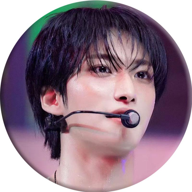 ATEEZ "Lemon Drop" Musikbühnen-Abzeichen Spiegel Schlüsselanhänger Anhänger