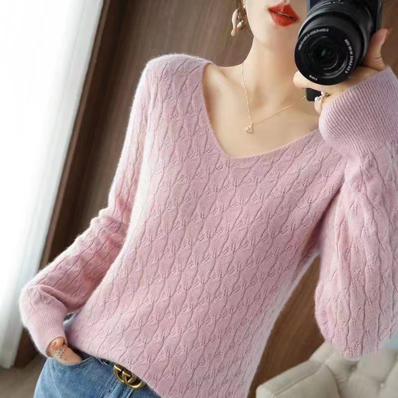 Loose Knitted Sweater Women's Thin Autumn and Winter Temperament Hollow Long-sleeved Bottoming Shirt Fashion Outerwear Top