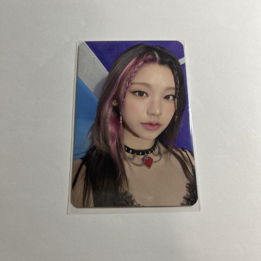 

[USED] ITZY CRAZY IN LOVE Trading Card Yeji