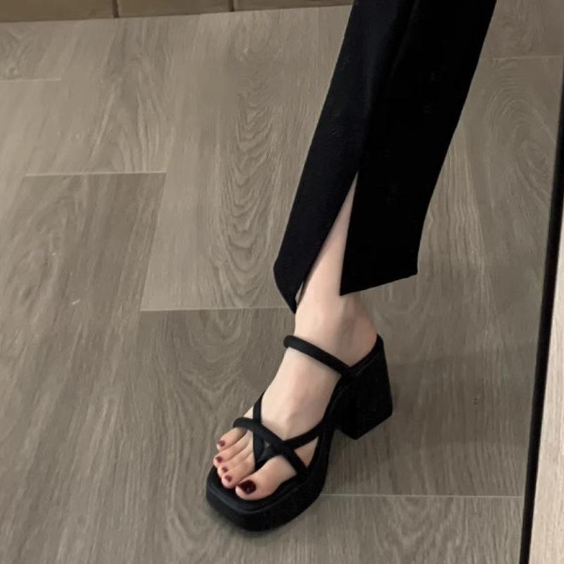Fashion and High-end Sense Pinch-foot Flip-flops Cool Slippers Women Wear Thick Heels and Thick Soles Open-toed High-heeled Sandals In Summer Women