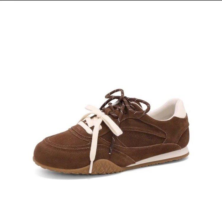 

Модные женские кроссовки 2025 Новые нескользящие немецкие тренировочные туфли для женщин Плоские большого размера Кожаные для бега Женская обувь 35 коричневый